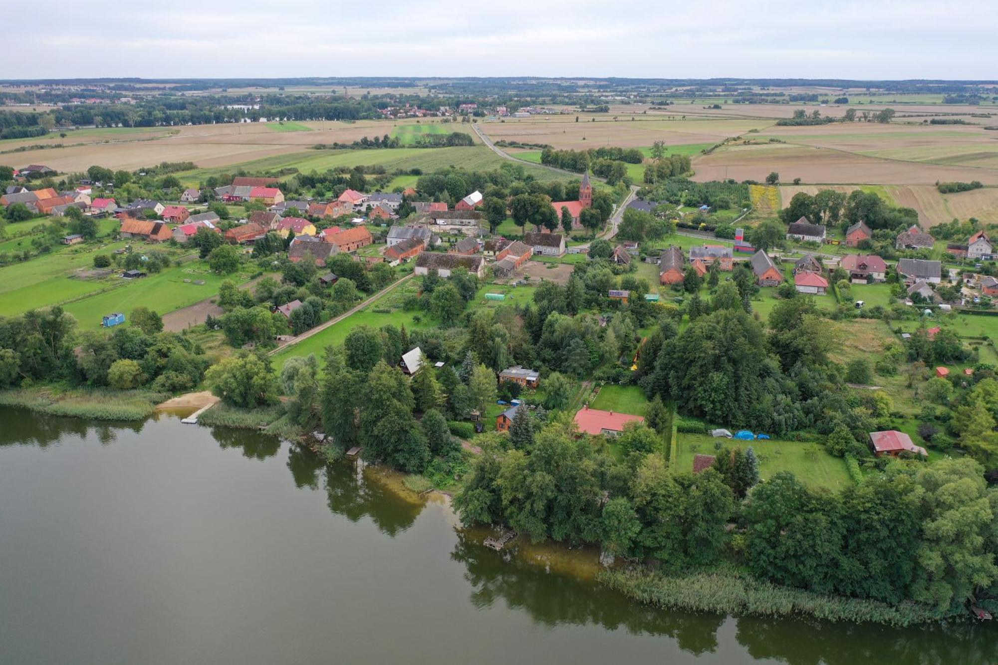 Domek Letniskowy Drewniany Nad Jeziorem Strzeszowskim Nowy Exterior foto
