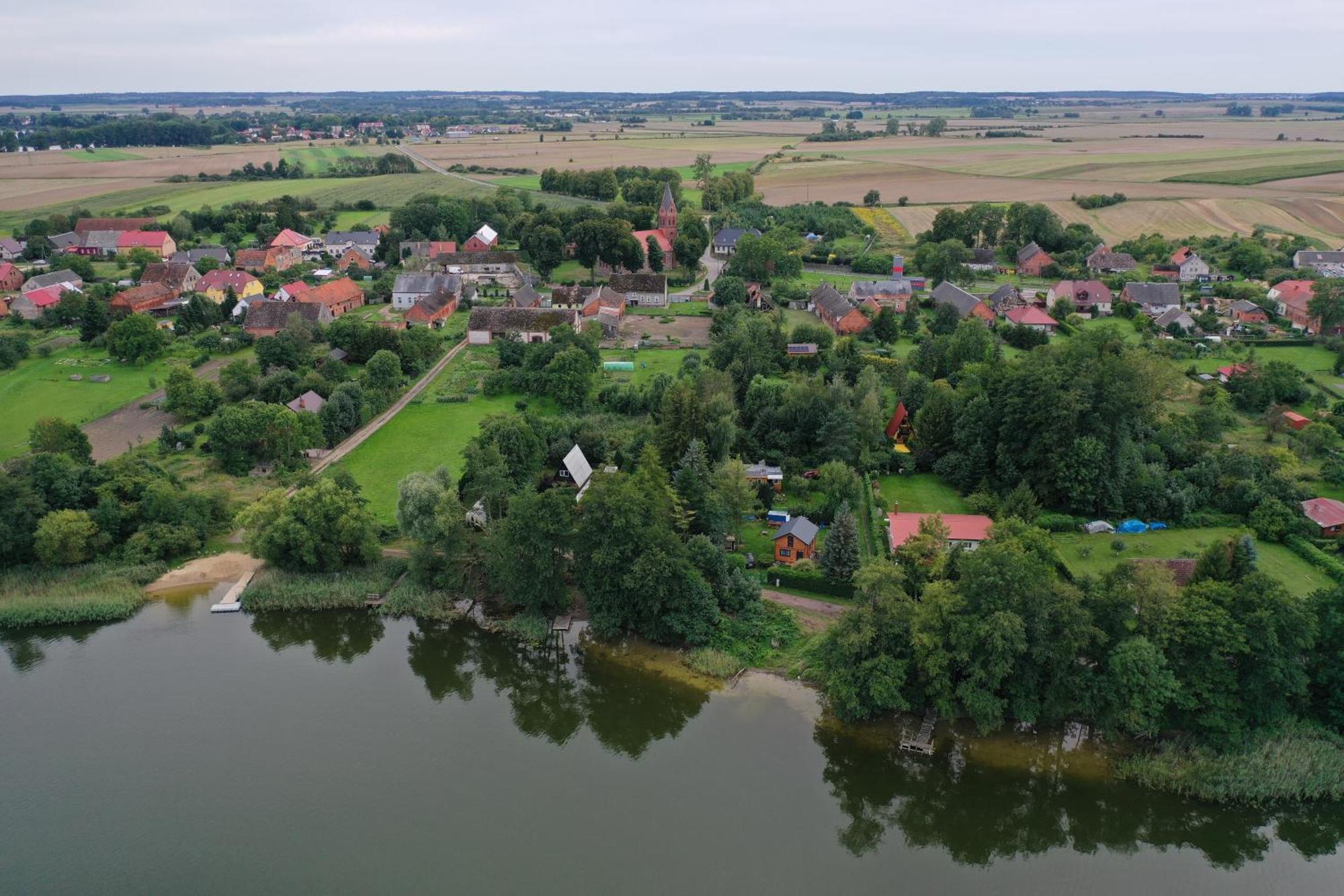 Domek Letniskowy Drewniany Nad Jeziorem Strzeszowskim Nowy Exterior foto